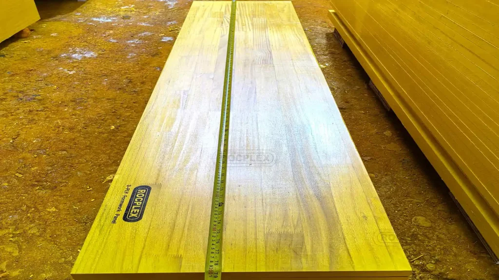 3-Ply Yellow Formwork Panel for Beam and Slab Construction 3-ply yellow formwork panel for beam and slab applications, offering superior strength and moisture resistance.